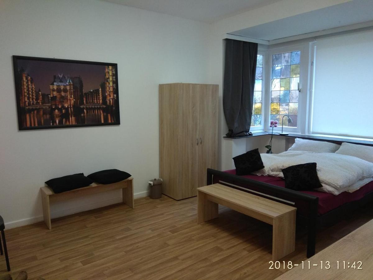 The Old Doctors Office Hostel Hamburg Bagian luar foto