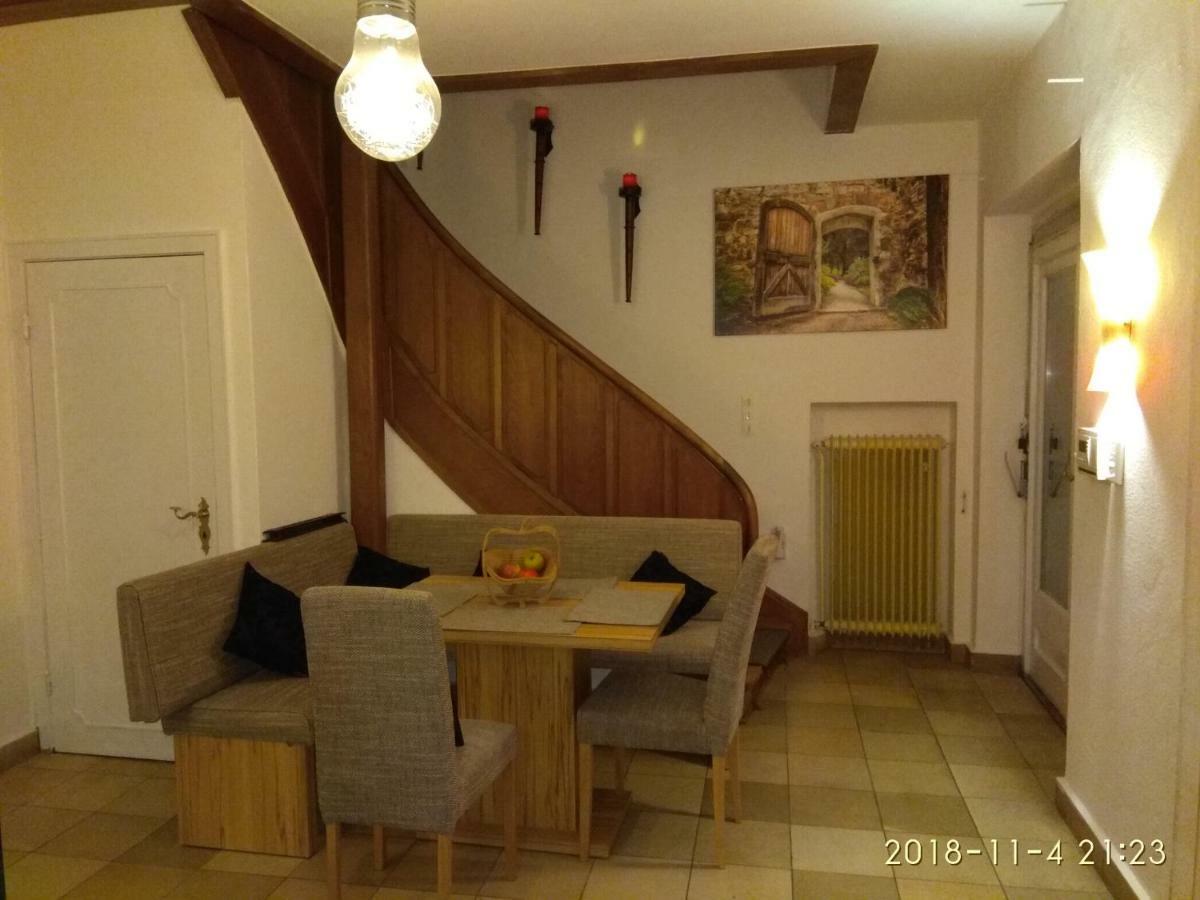 The Old Doctors Office Hostel Hamburg Bagian luar foto